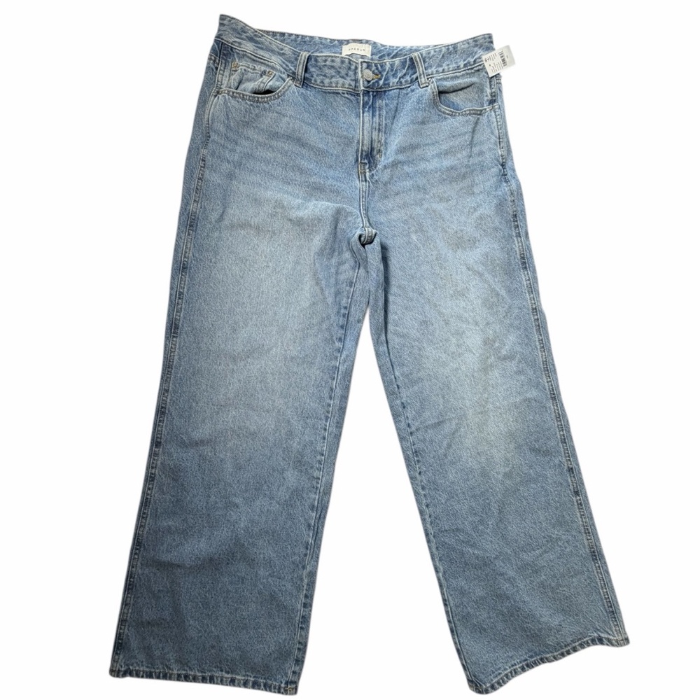 NWT Casey Low Rise Baggy Wide Leg Light Blue Denim Women's Jeans Size 32